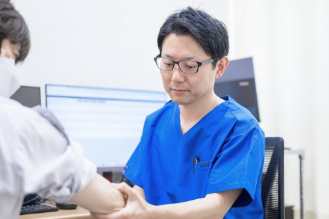 専門医による診療イメージ